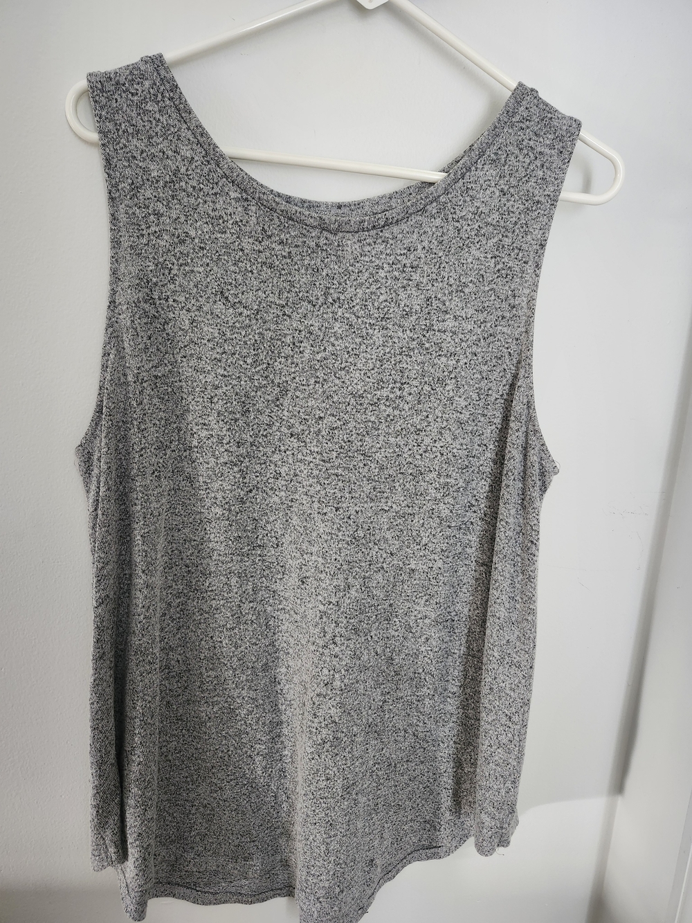 Old Navy Heather Gray Sleeveless Tank Top